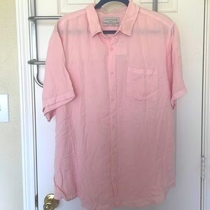 Pink Cuban short sleeve shirt for men.